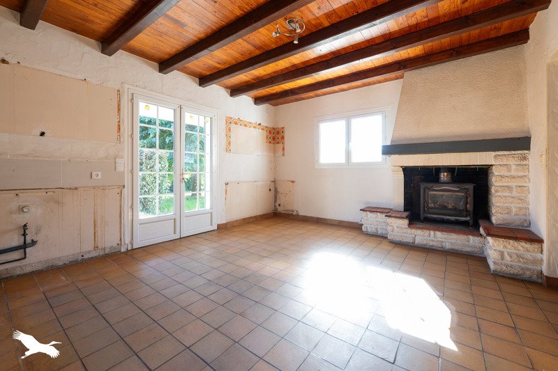Vente Maison LE CHAY - 4 pièces -140 m² - (17600)