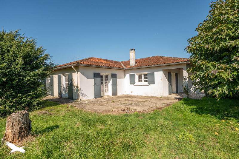 Vente Maison LE CHAY - 4 pièces -140 m² - (17600)