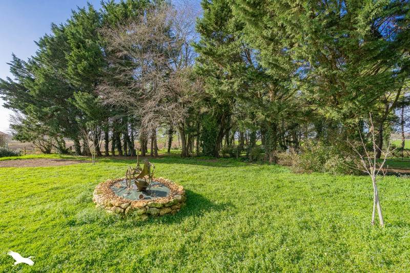 Vente Maison THEZAC - 5 pièces -136 m² - (17600)