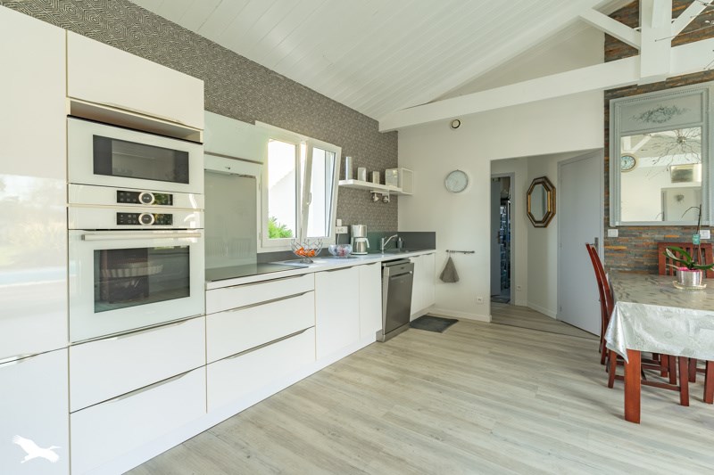 Vente Maison L EGUILLE - 4 pièces -108 m² - (17600)