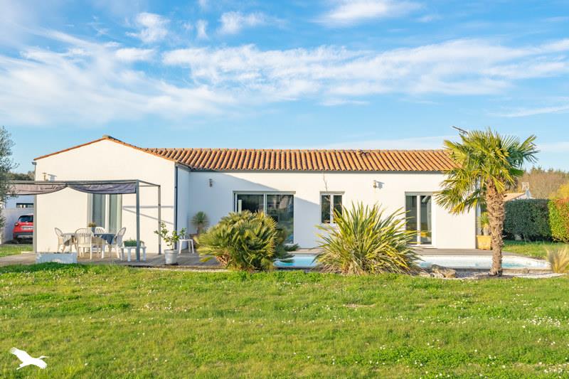 Vente Maison L EGUILLE - 4 pièces -108 m² - (17600)