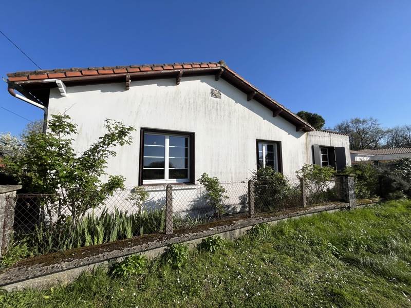 Vente Maison MEDIS - 4 pièces -55,8 m² - (17600)