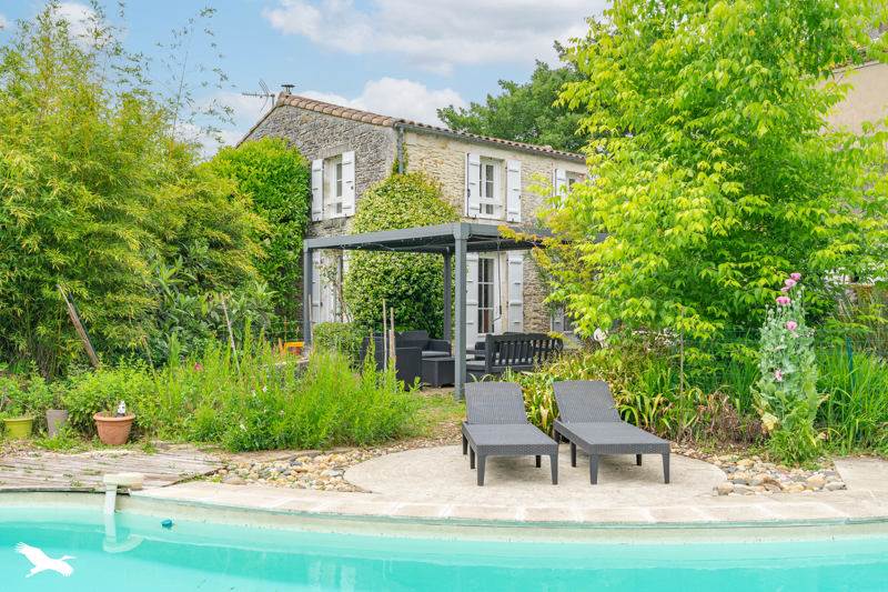 Vente Maison SAUJON - 5 pièces -104 m² - (17600)