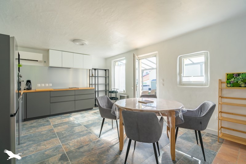 Vente Maison MEDIS - 4 pièces -94 m² - (17600)