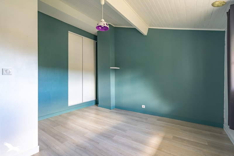 Vente Maison MEURSAC - 8 pièces -214 m² - (17120)
