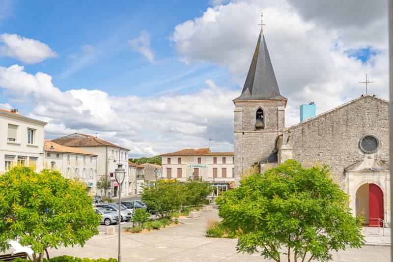 Vente Maison SAUJON - 9 pièces -265 m² - (17600)