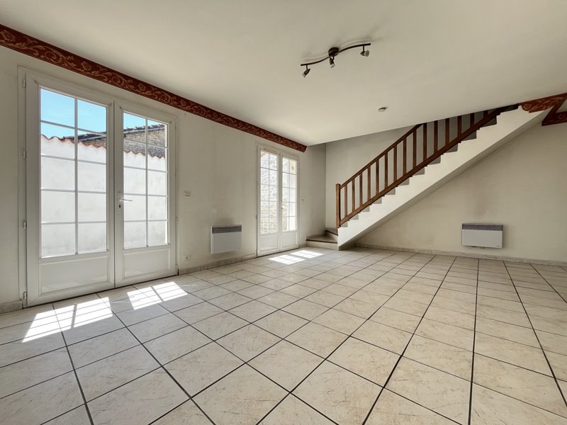 Vente Maison ST ROMAIN DE BENET - 4 pièces -80 m² - (17600)