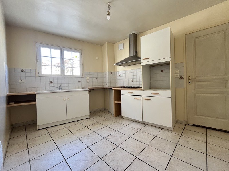 Vente Maison ST ROMAIN DE BENET - 4 pièces -80 m² - (17600)