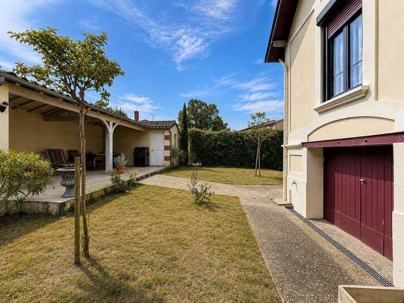 Vente Maison SAUJON - 5 pièces -106 m² - (17600)
