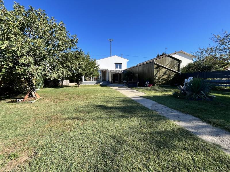 Vente Maison SAUJON - 5 pièces -114 m² - (17600)