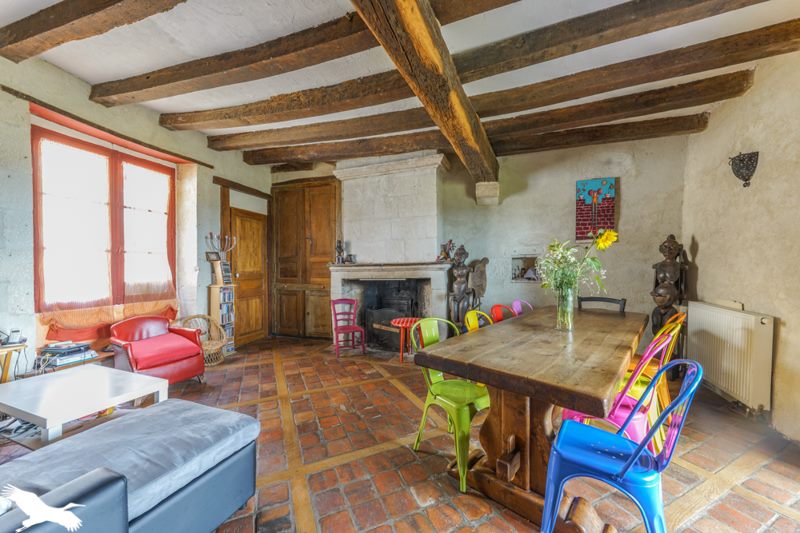 Vente Maison PALLUAU SUR INDRE - 6 pièces -196 m² - (36500)