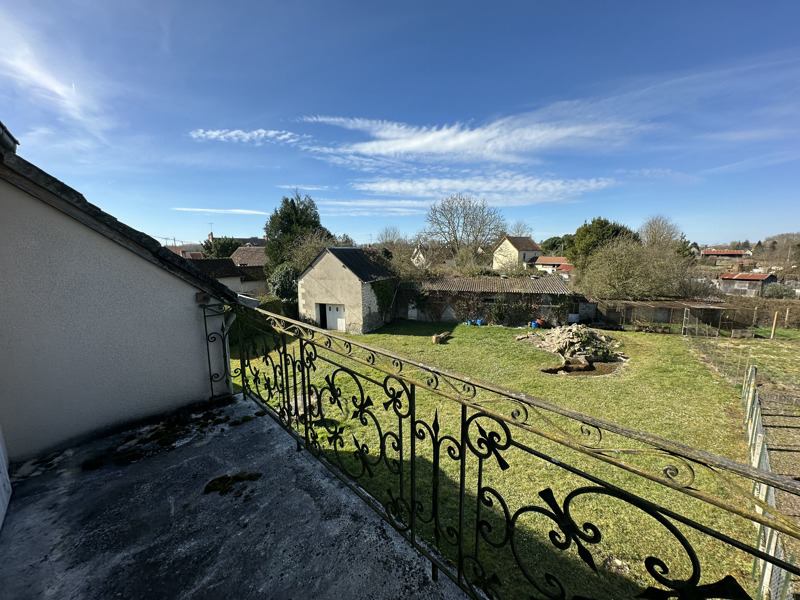 Vente Maison ST GENOU - 4 pièces -146 m² - (36500)