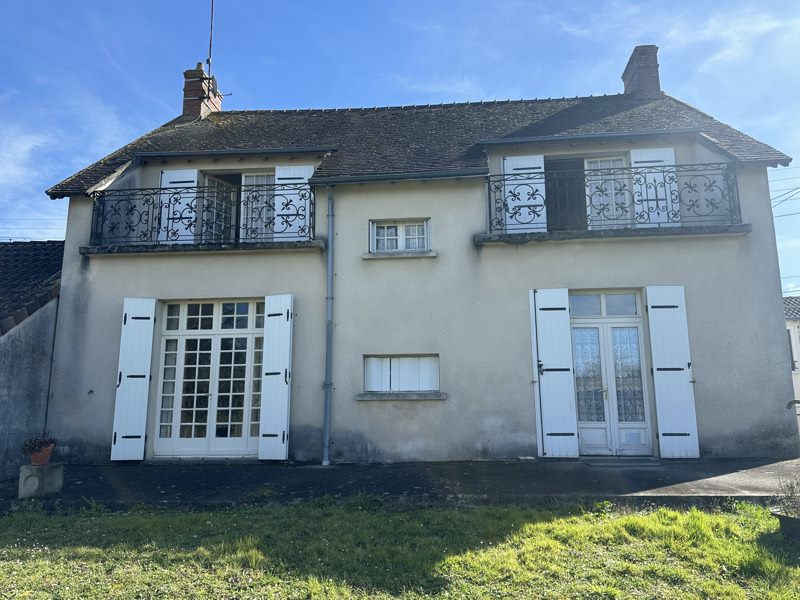 Vente Maison ST GENOU - 4 pièces -146 m² - (36500)
