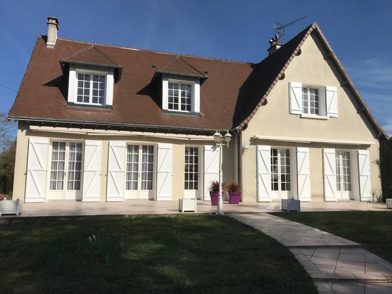 Vente Maison BUZANCAIS - 7 pièces -198 m² - (36500)