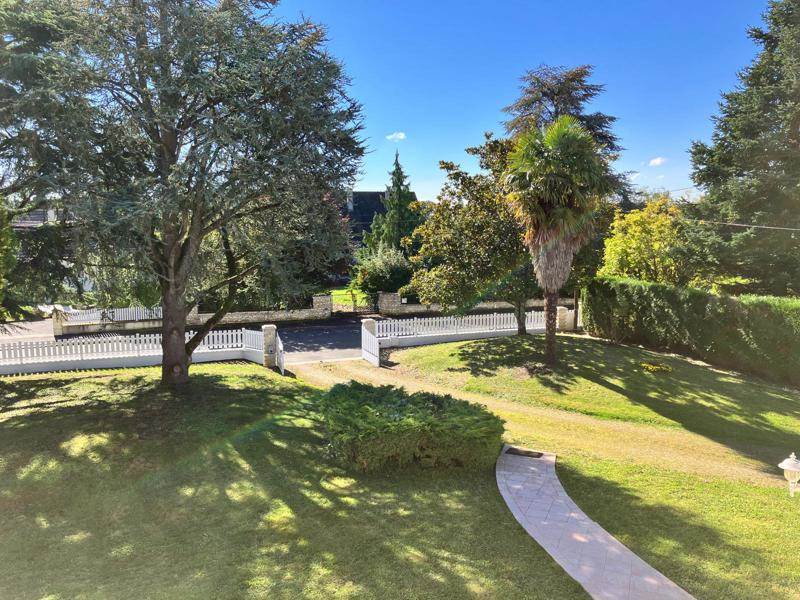 Vente Maison BUZANCAIS - 7 pièces -198 m² - (36500)