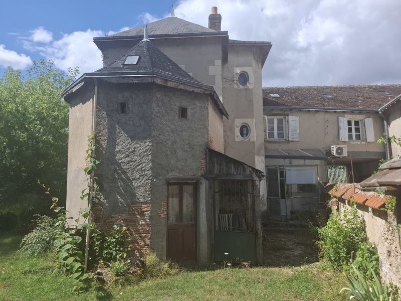 Vente Maison BUZANCAIS - 5 pièces -127 m² - (36500)