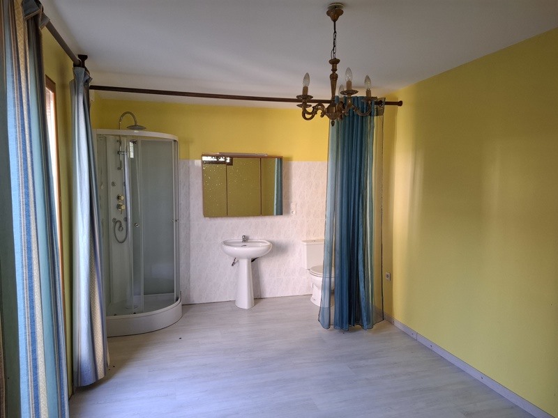 Vente Maison ST GENOU - 6 pièces -149 m² - (36500)