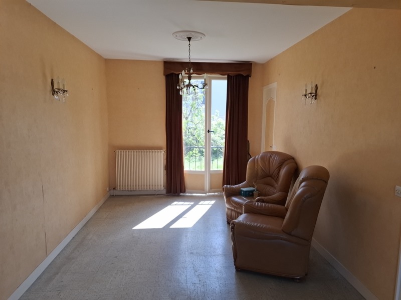 Vente Maison BUZANCAIS - 4 pièces -111 m² - (36500)