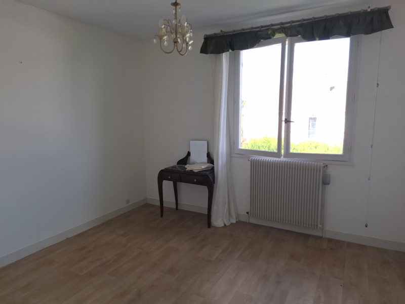 Vente Maison BUZANCAIS - 4 pièces -111 m² - (36500)
