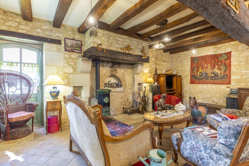 Vente Maison PELLEVOISIN - 5 pièces -222 m² - (36180)
