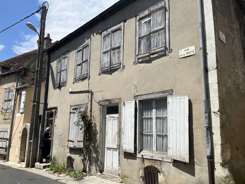 Vente Maison BUZANCAIS - 3 pièces -76 m² - (36500)
