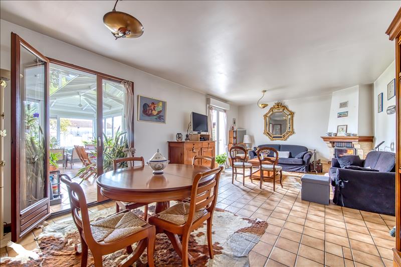 Vente Maison BLANQUEFORT - 7 pièces -133 m² - (33290)