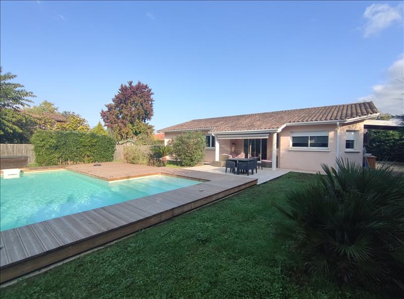 Vente Maison BLANQUEFORT - 6 pièces -120 m² - (33290)