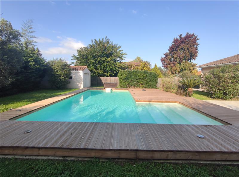 Vente Maison BLANQUEFORT - 6 pièces -120 m² - (33290)