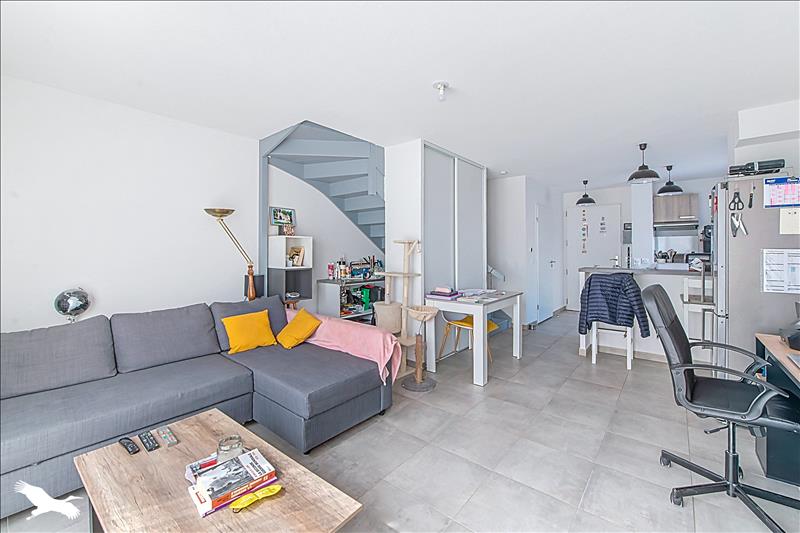 Vente Maison PAREMPUYRE - 3 pièces -64 m² - (33290)