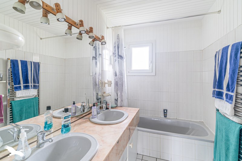 Vente Maison BLANQUEFORT - 6 pièces -152 m² - (33290)