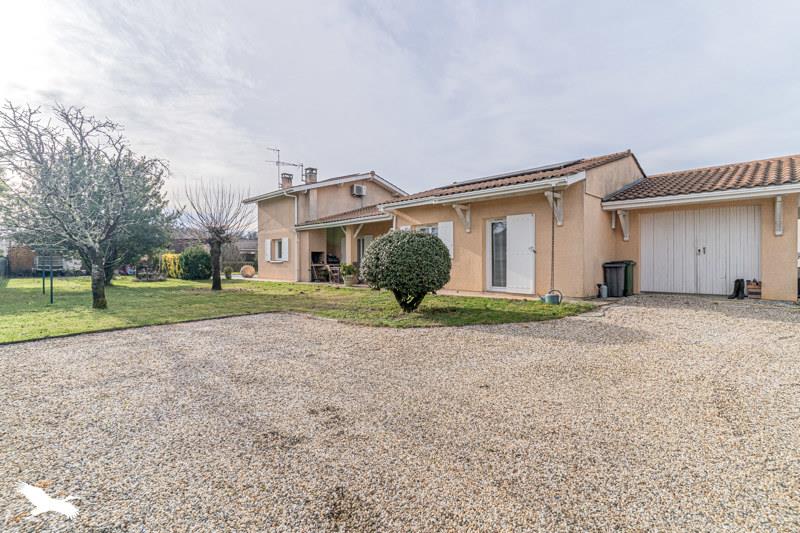 Vente Maison BLANQUEFORT - 6 pièces -152 m² - (33290)