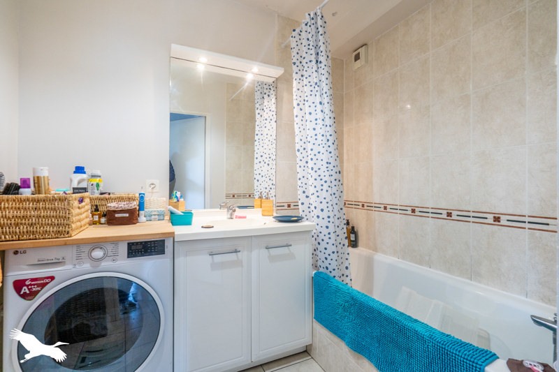 Vente Appartement PAREMPUYRE - 3 pièces -64 m² - (33290)