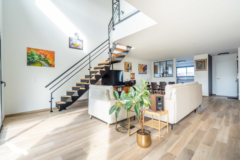 Vente Maison BLANQUEFORT - 5 pièces -115 m² - (33290)