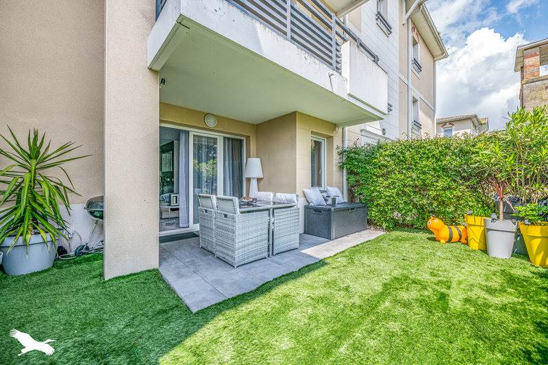 Vente Appartement PAREMPUYRE - 2 pièces -42 m² - (33290)