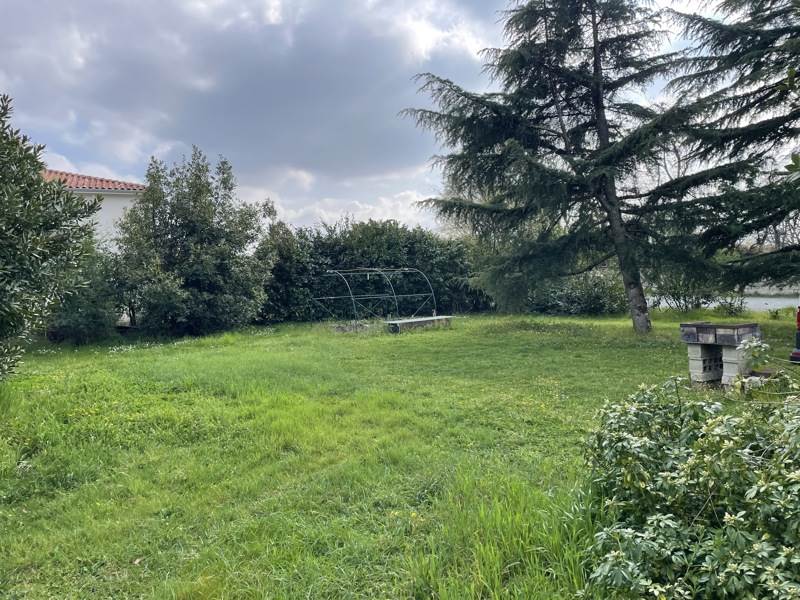 Vente Terrain BLANQUEFORT - -635 m² - (33290)