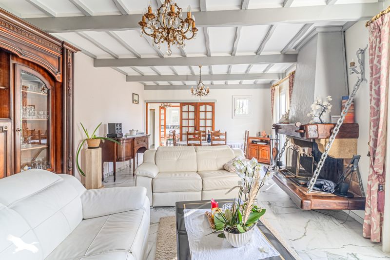 Vente Maison PAREMPUYRE - 5 pièces -134 m² - (33290)