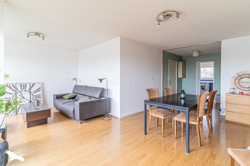 Vente Appartement BLANQUEFORT - 6 pièces -110 m² - (33290)