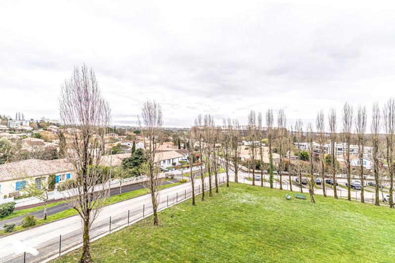 Vente Appartement BLANQUEFORT - 6 pièces -110 m² - (33290)