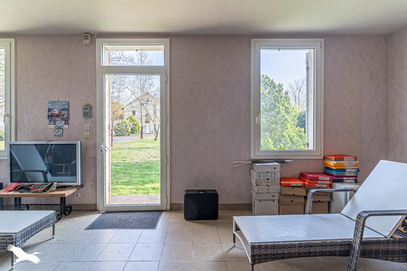 Vente Maison PAREMPUYRE - 1 pièce -46 m² - (33290)