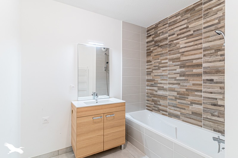 Vente Appartement PAREMPUYRE - 4 pièces -66 m² - (33290)
