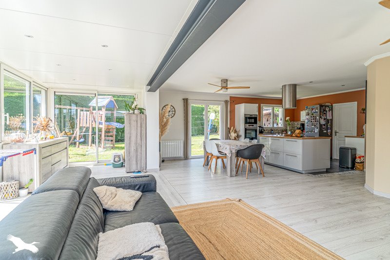 Vente Maison BLANQUEFORT - 6 pièces -124 m² - (33290)