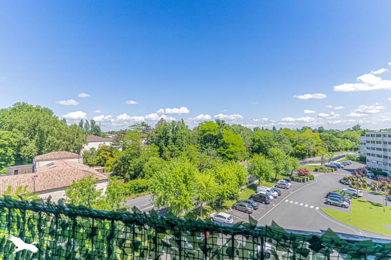 Vente Appartement BLANQUEFORT - 2 pièces -71 m² - (33290)