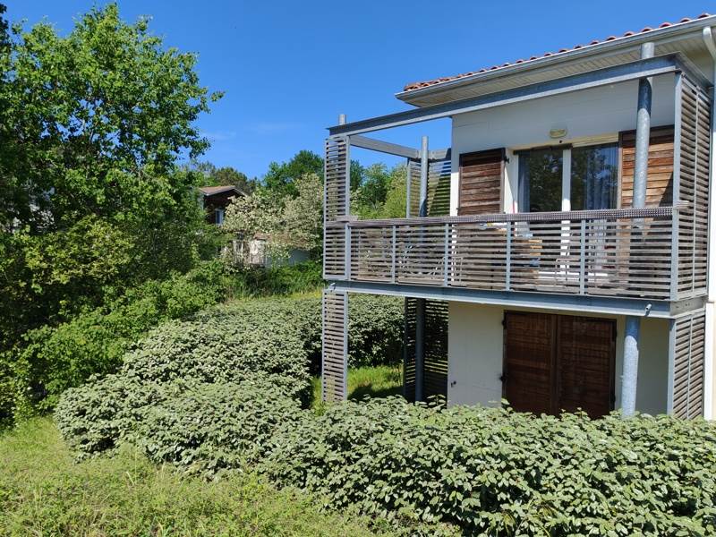 Vente Appartement PAREMPUYRE - 3 pièces -59 m² - (33290)