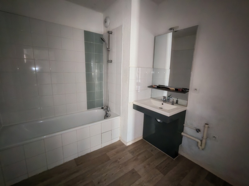Vente Appartement PAREMPUYRE - 3 pièces -59 m² - (33290)