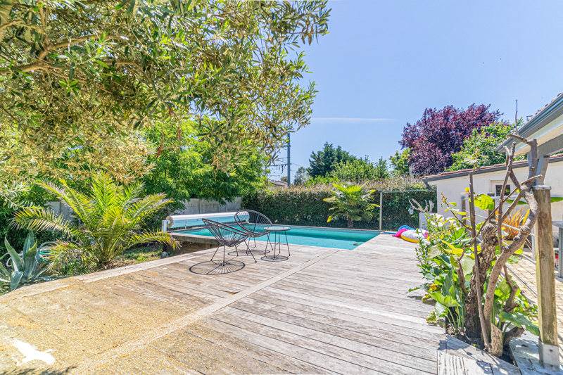 Vente Maison BLANQUEFORT - 5 pièces -104 m² - (33290)