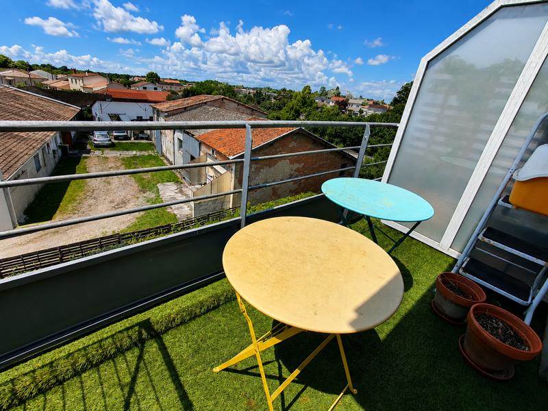 Vente Appartement PAREMPUYRE - 2 pièces -35 m² - (33290)