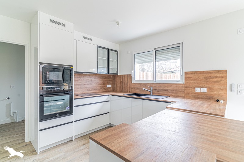 Vente Maison PAREMPUYRE - 6 pièces -117 m² - (33290)