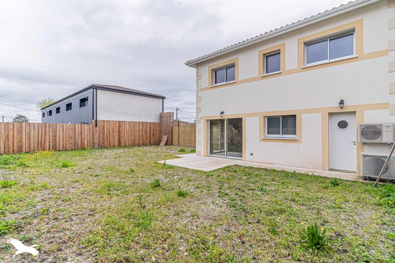 Vente Maison PAREMPUYRE - 6 pièces -117 m² - (33290)