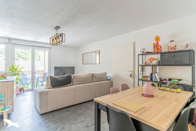 Vente Appartement PAREMPUYRE - 3 pièces -60 m² - (33290)