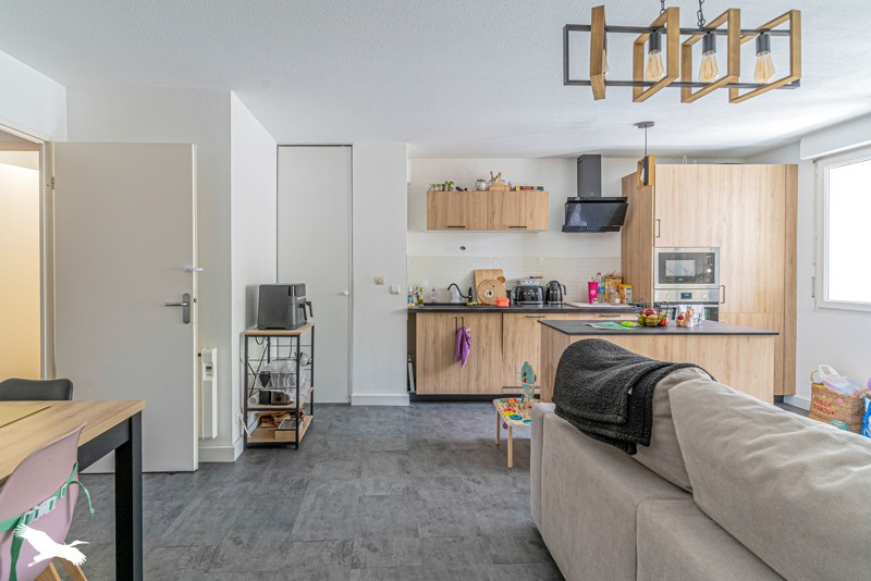 Vente Appartement PAREMPUYRE - 3 pièces -60 m² - (33290)